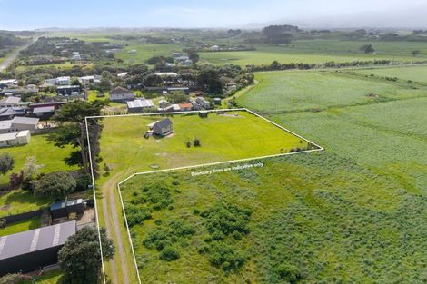 Photo of property in 22 Gawler Street, Te Horo Beach, Otaki, 5581