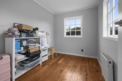 Photo of property in 61 Russell Street, Palmerston North, 4414