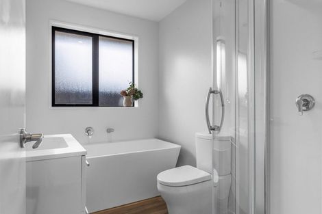 Photo of property in 4 Godley Place, Woodend, 7610