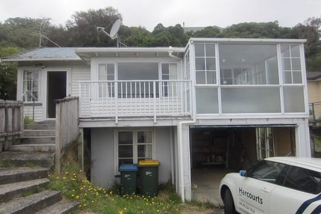 Photo of property in 62 Paremata Crescent, Paremata, Porirua, 5024