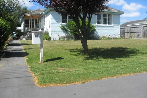 Photo of property in 19 Auburn Avenue, Upper Riccarton, Christchurch, 8041