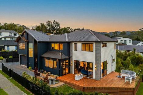 Photo of property in 6 Wheki Place, Swanson, Auckland, 0614