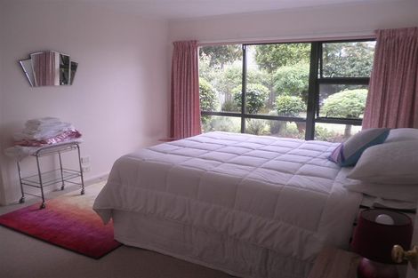 Photo of property in 84 Lakeside Drive, Orewa, 0931