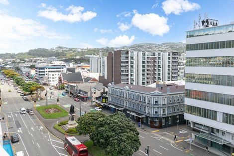 Photo of property in 17 Kent Terrace - Kent Apartments, 7e/16 Kent Terrace, Mount Victoria, Wellington, 6011