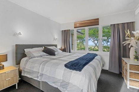 Photo of property in 1/177 Glenfield Road, Hillcrest, Auckland, 0627
