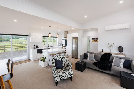 Photo of property in 33 Meavy Lane, Ashhurst, Palmerston North, 4470