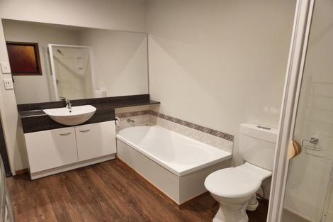 Photo of property in 14 Marina View, Paremata, Porirua, 5026