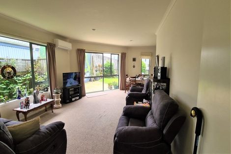 Photo of property in 13a Tasman Street, Opunake, 4616