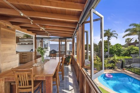 Photo of property in 80 Ngataringa Road, Devonport, Auckland, 0624