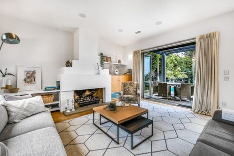 Photo of property in 2/2 Clifton Road, Hauraki, Auckland, 0622