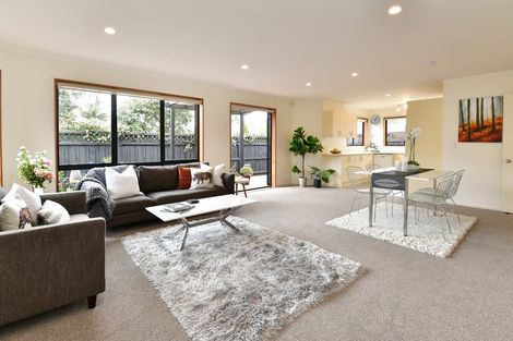 Photo of property in 16 Red Hibiscus Road, Stanmore Bay, Whangaparaoa, 0932