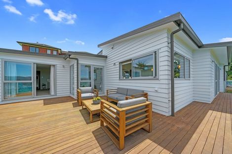 Photo of property in 34 Arahiwi Grove, Tirohanga, Lower Hutt, 5010