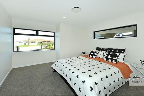 Photo of property in 1 Oaks Drive, Lincoln, 7608