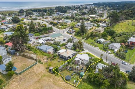 Photo of property in 643 Waitarere Beach Road, Waitarere Beach, Levin, 5510