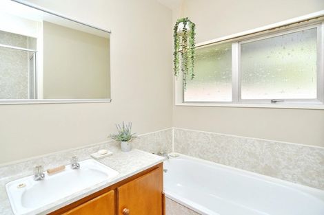 Photo of property in 1/5 Hythe Lane, Saint Martins, Christchurch, 8022