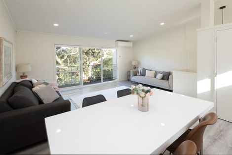 Photo of property in 23j Hendry Avenue, Hillsborough, Auckland, 1042