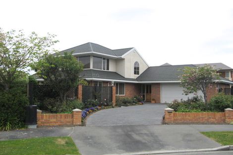 Photo of property in 29 Thornwood Place, Redwood, Christchurch, 8051
