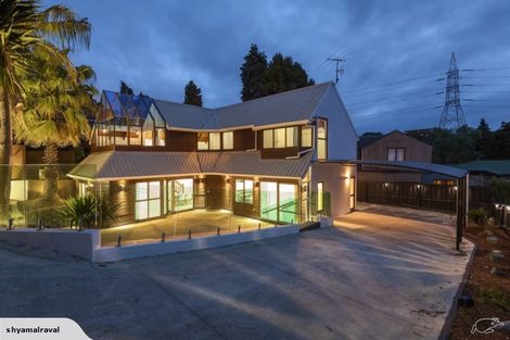 Photo of property in 2 George Laurenson Lane, Mount Roskill, Auckland, 1041