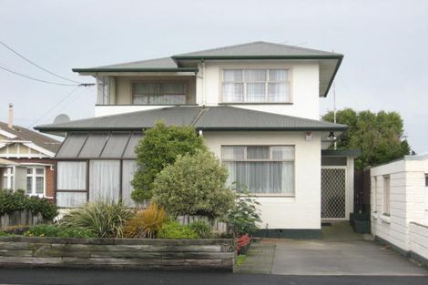Photo of property in 107 Macandrew Road, South Dunedin, Dunedin, 9012
