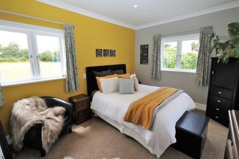 Photo of property in 3330 State Highway 2, Clareville, Carterton, 5713