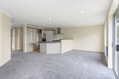 Photo of property in 19 Innswood Place, Rototuna North, Hamilton, 3210