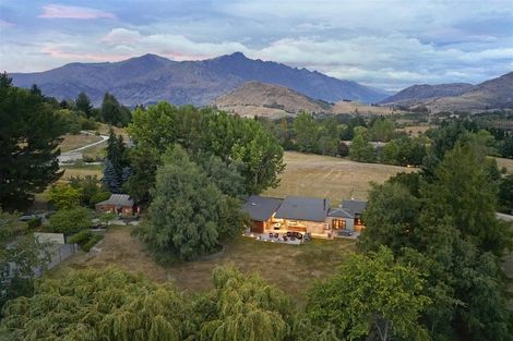 Photo of property in 59 Mountain View Road, Dalefield, Queenstown, 9371