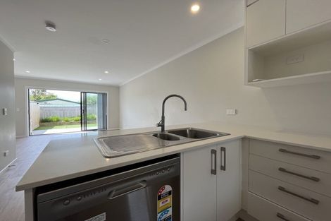 Photo of property in 17/125b Metcalfe Road, Ranui, Auckland, 0612