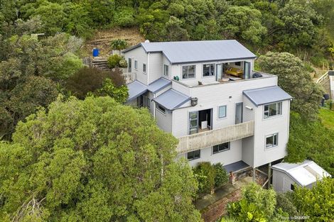 Photo of property in 43a Melbourne Road, Island Bay, Wellington, 6023
