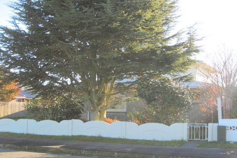 Photo of property in 16 Moffett Street, Islington, Christchurch, 8042