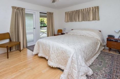 Photo of property in 6 Orinda Close, Botany Downs, Auckland, 2010