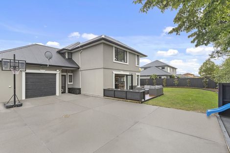 Photo of property in 16 Ballybrack Place, Casebrook, Christchurch, 8051