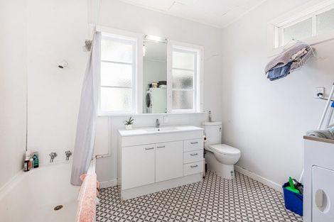 Photo of property in 110 Grafton Road, Roseneath, Wellington, 6011