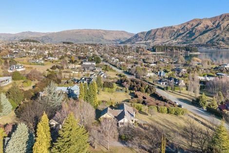 Photo of property in 261 Beacon Point Road, Wanaka, 9305