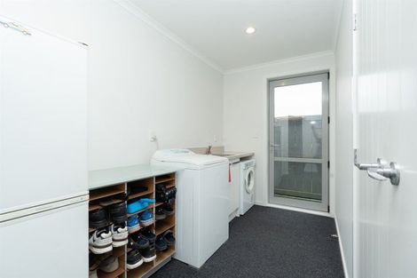 Photo of property in 1 Amokura Crescent, Flagstaff, Hamilton, 3210