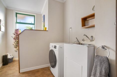 Photo of property in 48 Grange Street, Winton, 9720