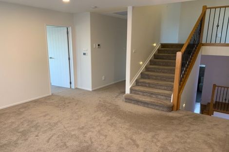 Photo of property in 38 Travis View Drive, Fairview Heights, Auckland, 0632