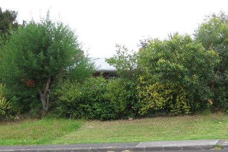 Photo of property in 2/4 Stanley Road, Glenfield, Auckland, 0629