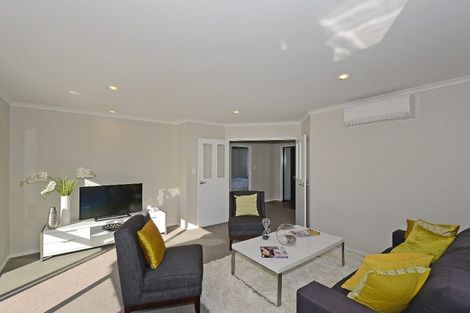 Photo of property in 89 Riverstone Drive, Riverstone Terraces, Upper Hutt, 5018