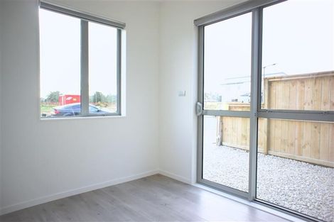 Photo of property in 3 Silvereye Road, Hobsonville, Auckland, 0616