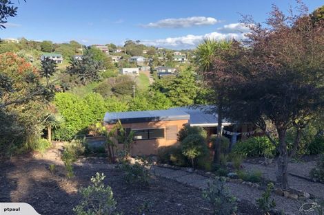 Photo of property in 14 Wellington Road, Surfdale, Waiheke Island, 1081