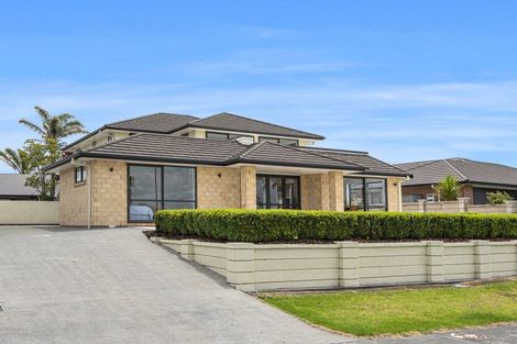 Photo of property in 38 Key West Drive, One Tree Point, 0118