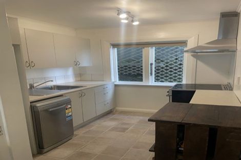 Photo of property in 13 Charlotte Avenue, Brooklyn, Wellington, 6021