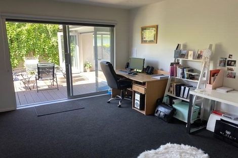 Photo of property in 2/32a Gleneagles Terrace, Ilam, Christchurch, 8053