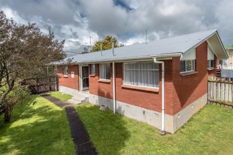 Photo of property in 22 Larnach Street, St Andrews, Hamilton, 3200