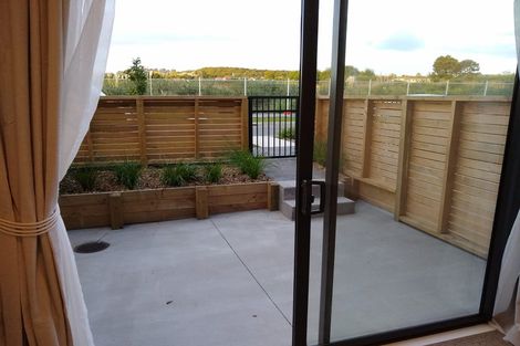 Photo of property in 35 Sun Orchid Avenue, Wiri, Auckland, 2104