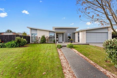 Photo of property in 20 Cedar Place, Rangiora, 7400