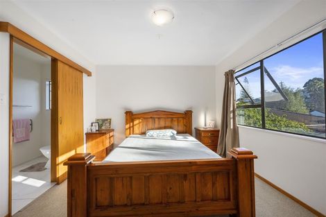 Photo of property in 3/43-53 Chivalry Road, Glenfield, Auckland, 0629