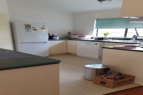 Photo of property in 7 St Lucia Place, Unsworth Heights, Auckland, 0632