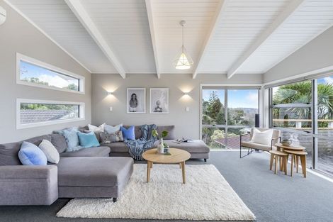 Photo of property in 681 East Coast Road, Browns Bay, Auckland, 0630