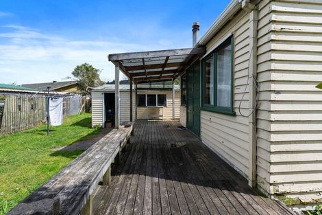 Photo of property in 51 Kawaha Point Road, Fairy Springs, Rotorua, 3015